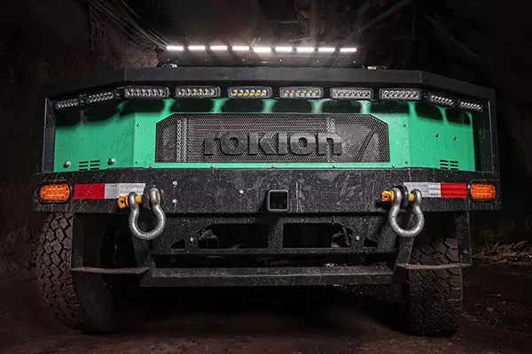 Front Grill of Rokion R400