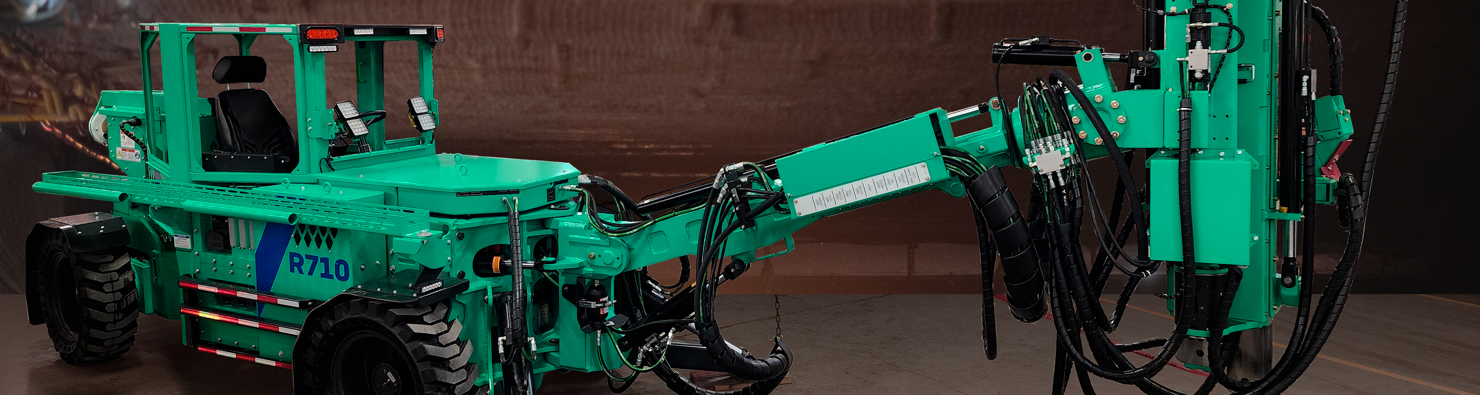 R710 Battery Powered Roof Bolter